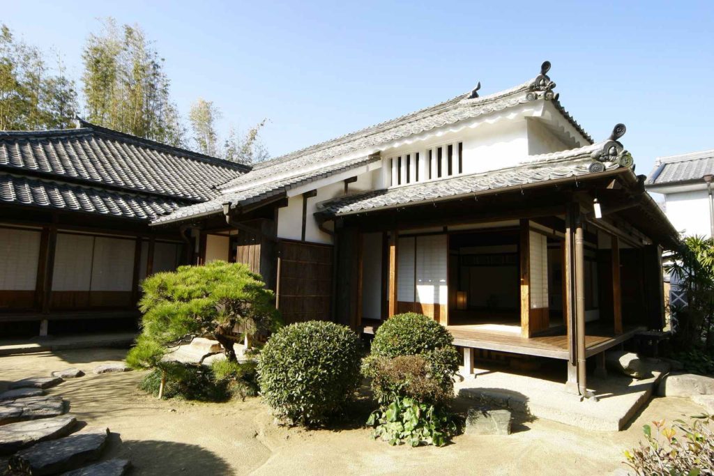 Without a doubt one of the smaller samurai residences in Kitsuki. Image credits to Kitsuki Tourism Organisation.