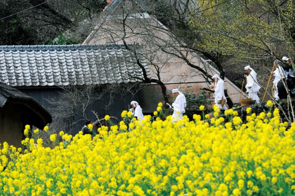 Rokugo Manzan practitioners