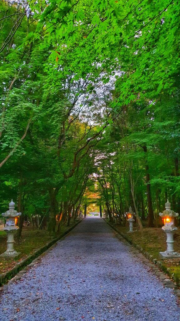 Oharano Shrine path