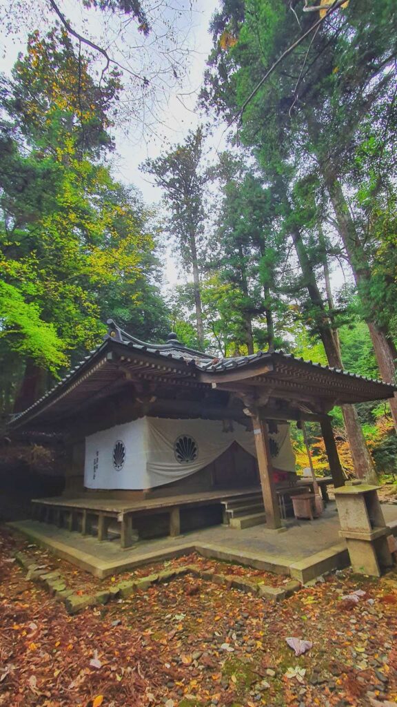 Sojo-no-tani Fudo-do Temple