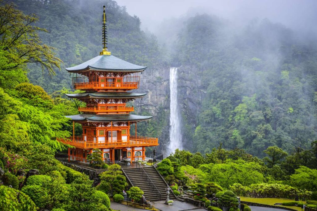Kumano Nachi Taisha