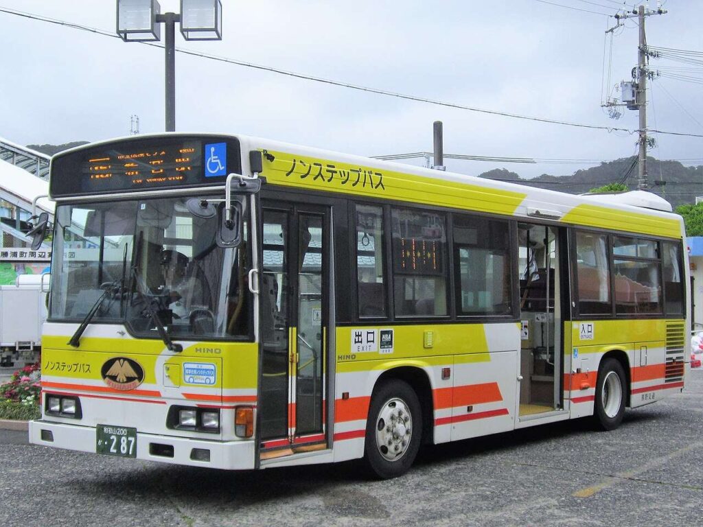 Kumano Sanzan bus